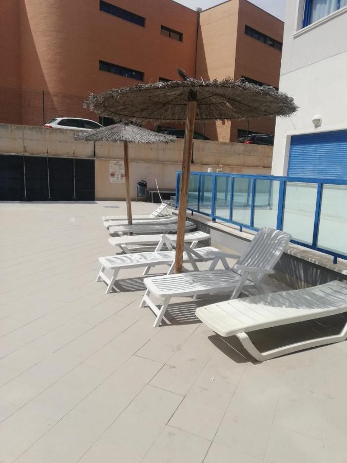 Apartamento Confortable En La Bahia De Alicante Bagian luar foto